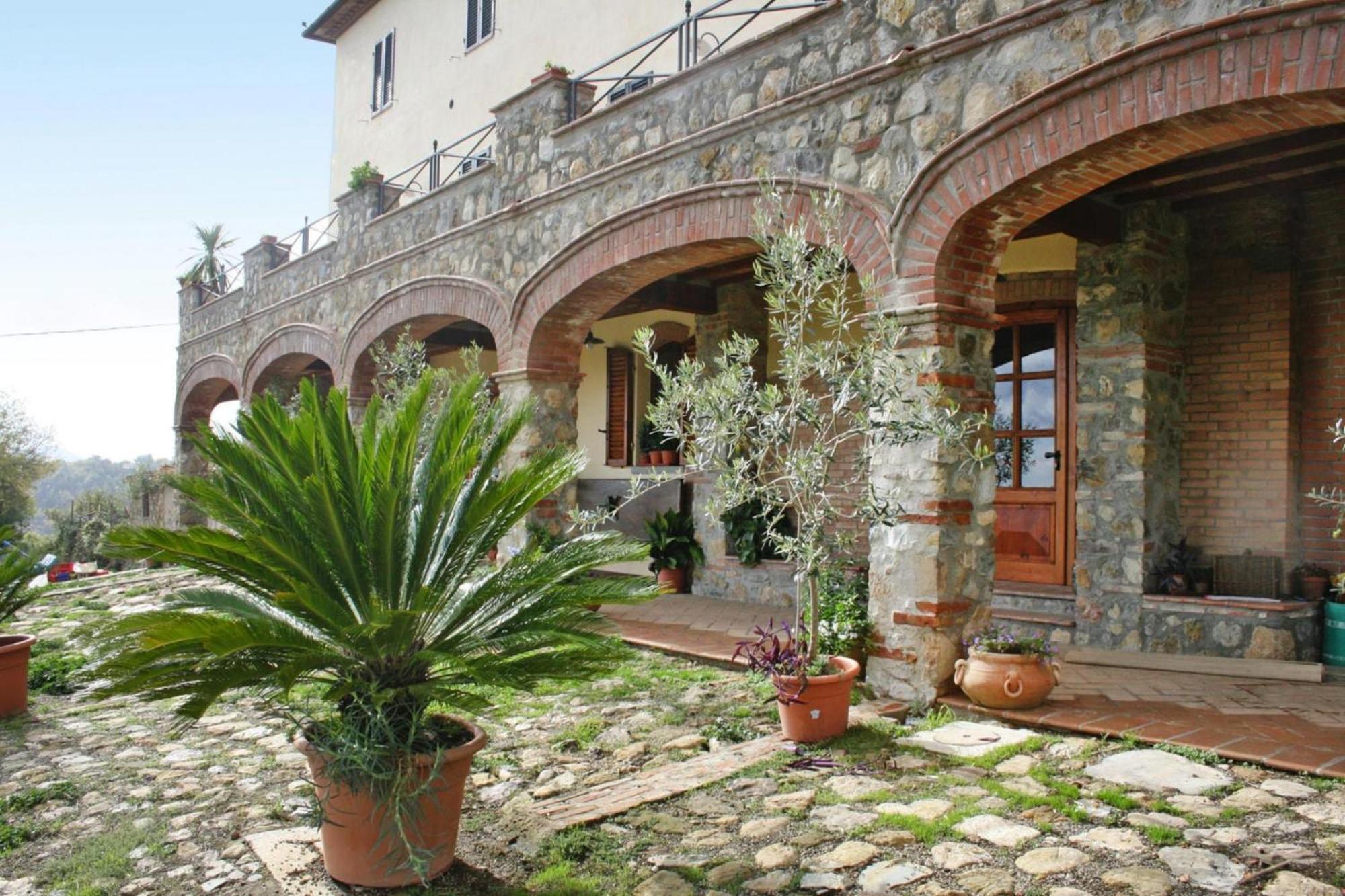 Apartment In Chiusdino With Terrace Bagian luar foto